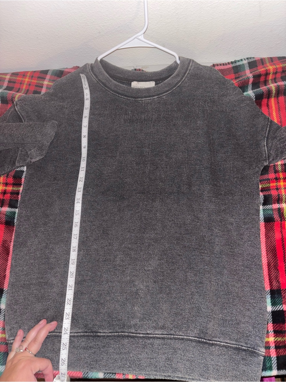 Zenana Full Size Acid Washed Double Ribbed Hi-low Sweatshirt - Picture 3 of 5